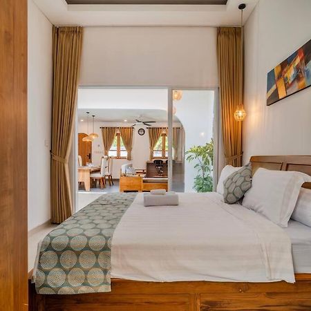 Villa Baron Brand New 2-Br In Kerobokan, Bali Buitenkant foto