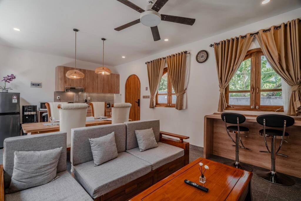 Villa Baron Brand New 2-Br In Kerobokan, Bali Buitenkant foto